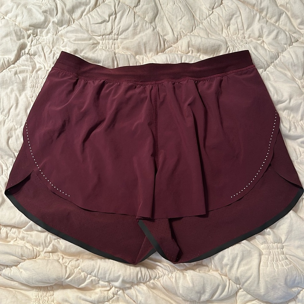 Lululemon Find Your Pace Short 3" *Lined Size 12  Burgundy